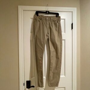 Men’s Levi’s 510 jeans in tan. Size 32